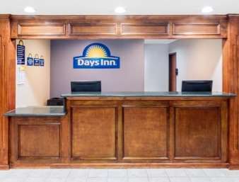 Days Inn By Wyndham Galliano La Beltér fotó