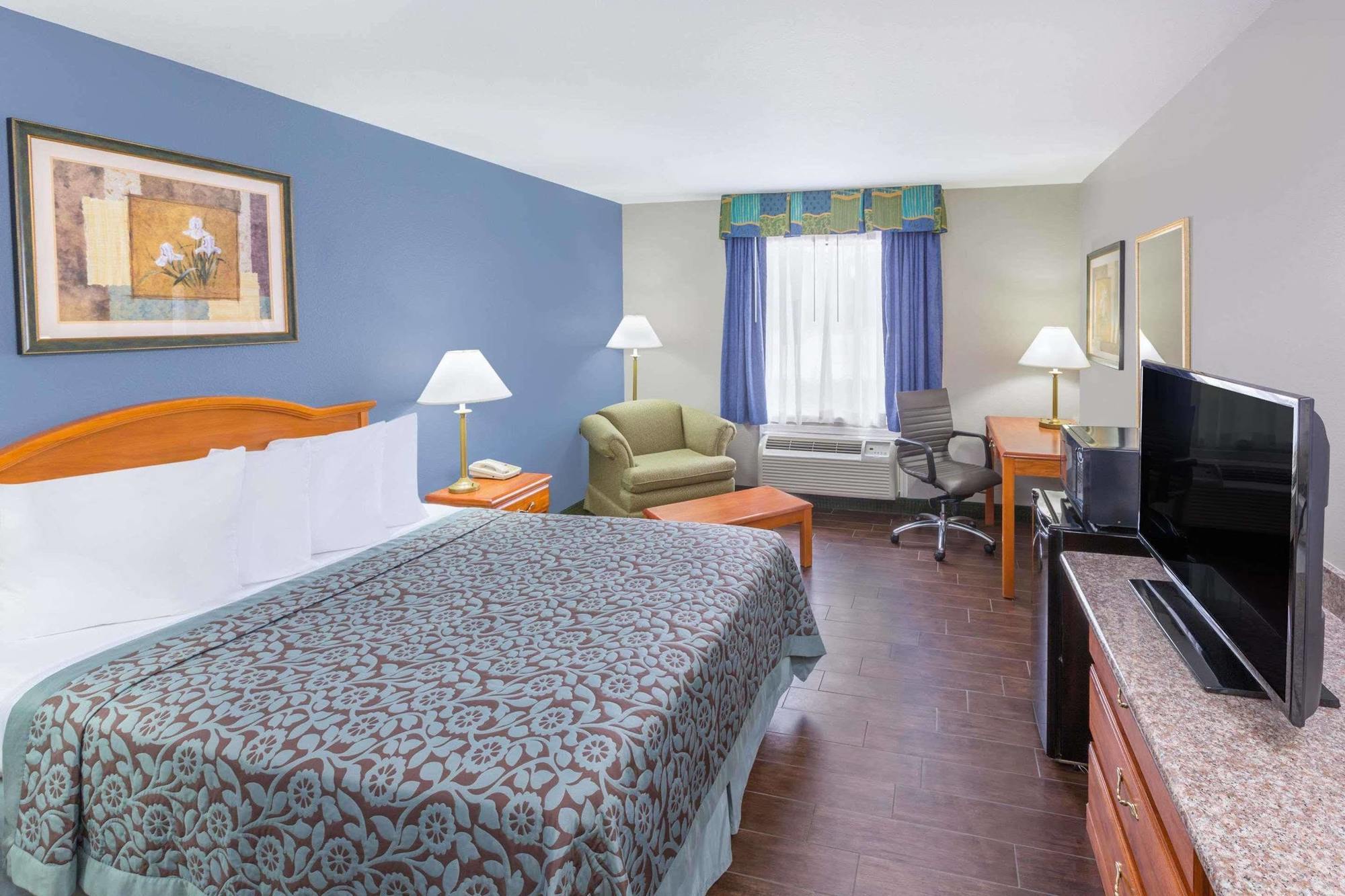 Days Inn By Wyndham Galliano La Kültér fotó